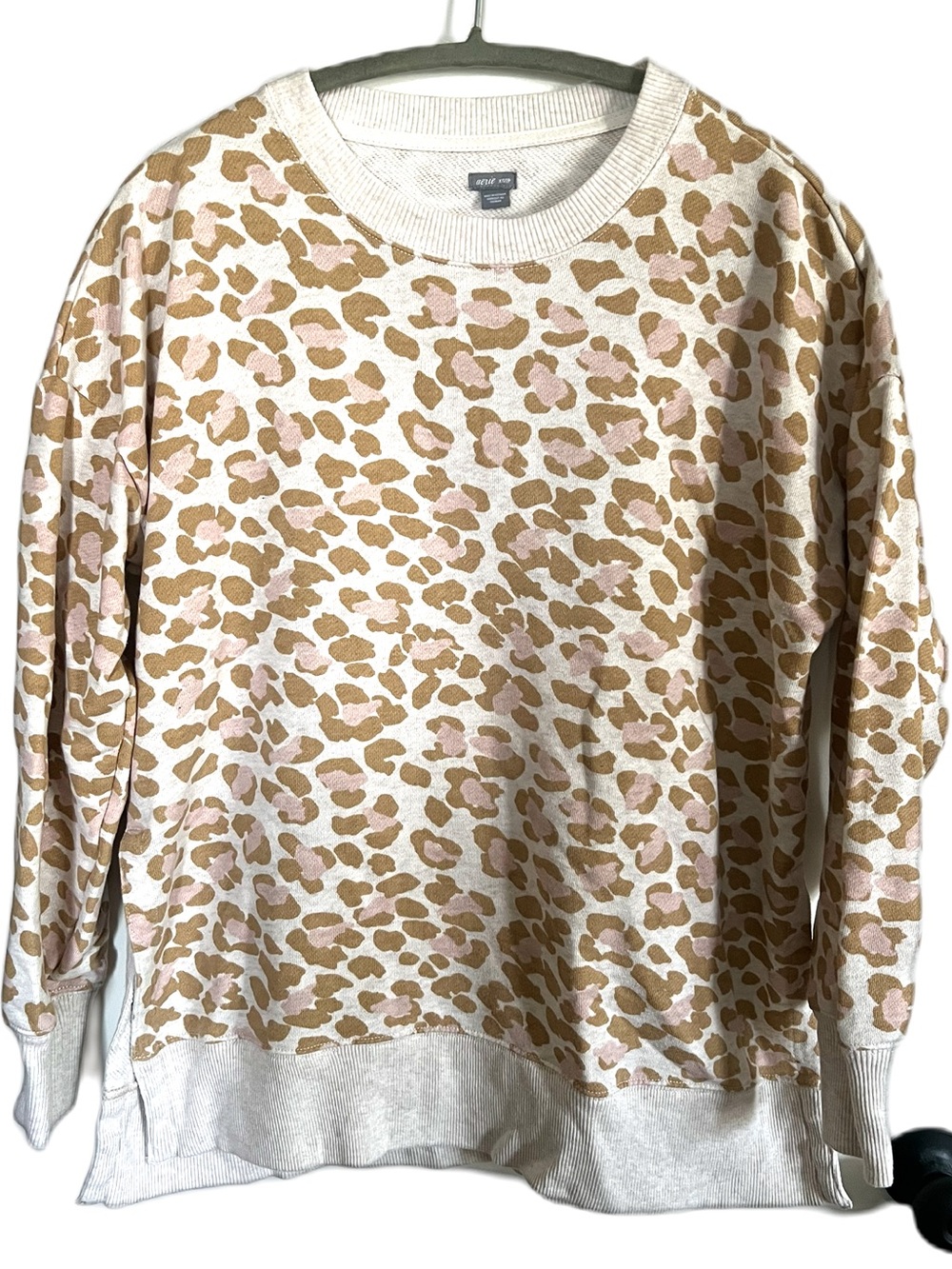 aerie Cream and Pink Leopard-Print Oversized Crewneck Sweater
